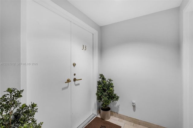 1834 Brickell Ave 33, Miami, FL 33129