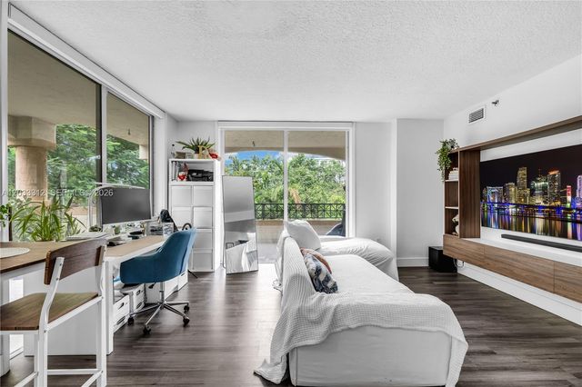 1834 Brickell Ave 33, Miami, FL 33129