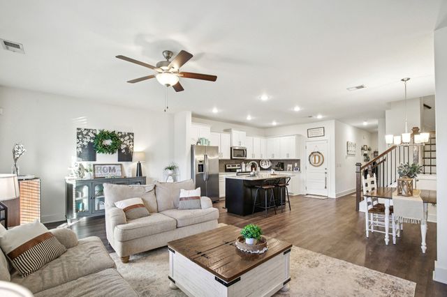 513 Baxter Crossing, Lebanon, TN 37087