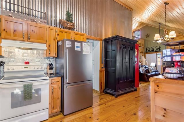 28 Wood Lane, Blue Ridge, GA 30513