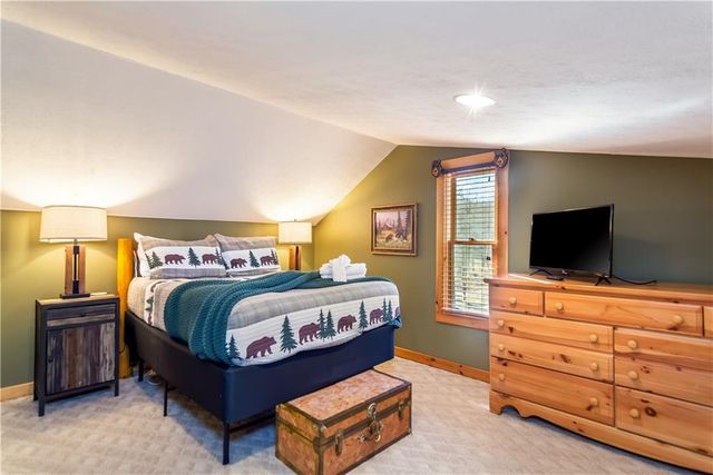 28 Wood Lane, Blue Ridge, GA 30513