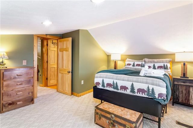 28 Wood Lane, Blue Ridge, GA 30513