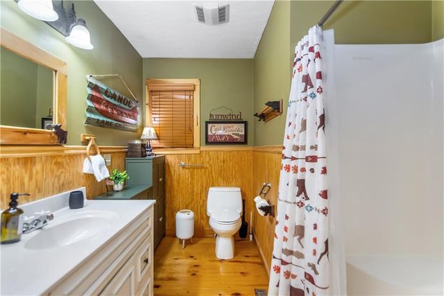 28 Wood Lane, Blue Ridge, GA 30513