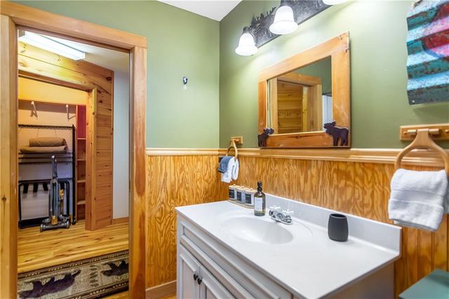 28 Wood Lane, Blue Ridge, GA 30513