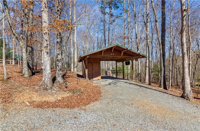 28 Wood Lane, Blue Ridge, GA 30513
