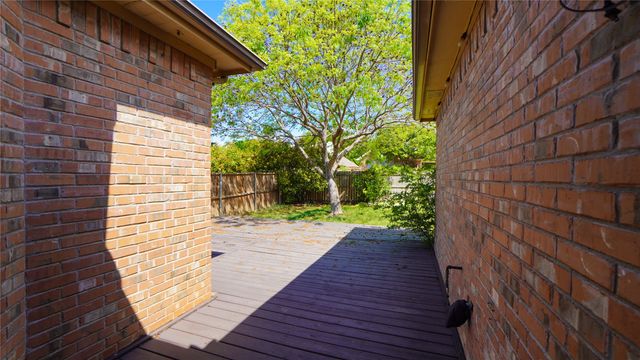 2060 Garden Crest Drive, Rockwall, TX 75087