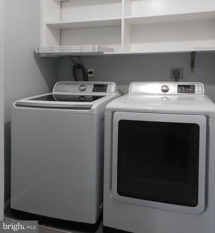 9 MARBORO LN, Willingboro, NJ 08046