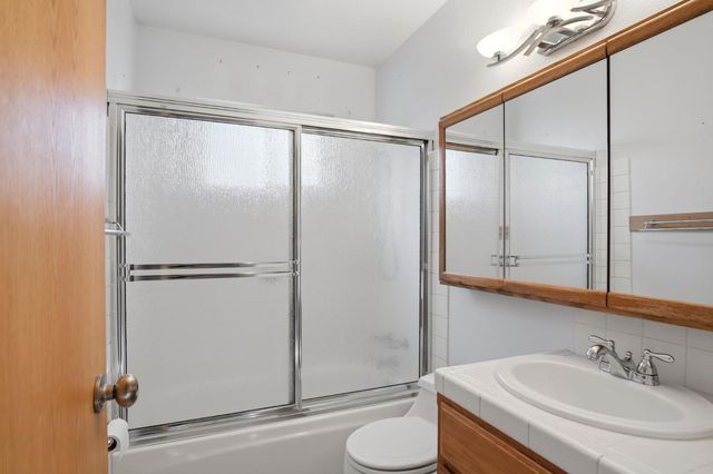 617 Mary Todd Ln, Modesto, CA 95354