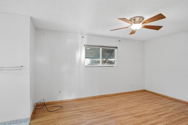 617 Mary Todd Ln, Modesto, CA 95354