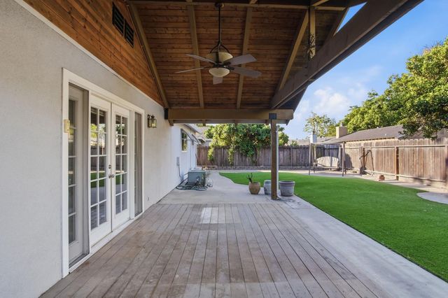 617 Mary Todd Ln, Modesto, CA 95354