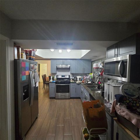 6828 NW 29th Court, Sunrise, FL 33313