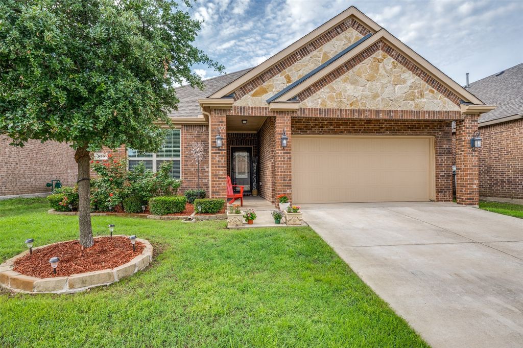 820 Lake Sierra Way, Little Elm, TX 75068