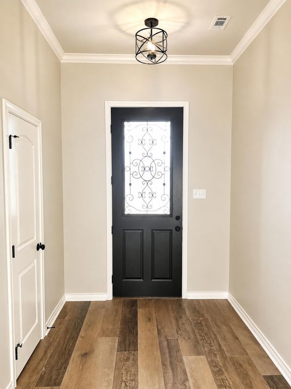 Image 2 of property listing at 5005 Scarlett Oak Lane, San Angelo, TX 76904