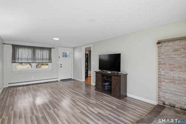 304 Mashentuck Road, Killingly, CT 06239