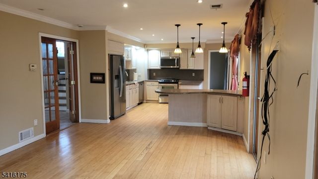 20 Edgar Rd, West Orange Twp., NJ 07052