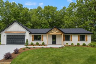 2051 Russell Road, Muskegon, MI 49445