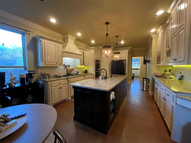 5524 State Highway 34C 25 & 26, Woodward, OK 73801