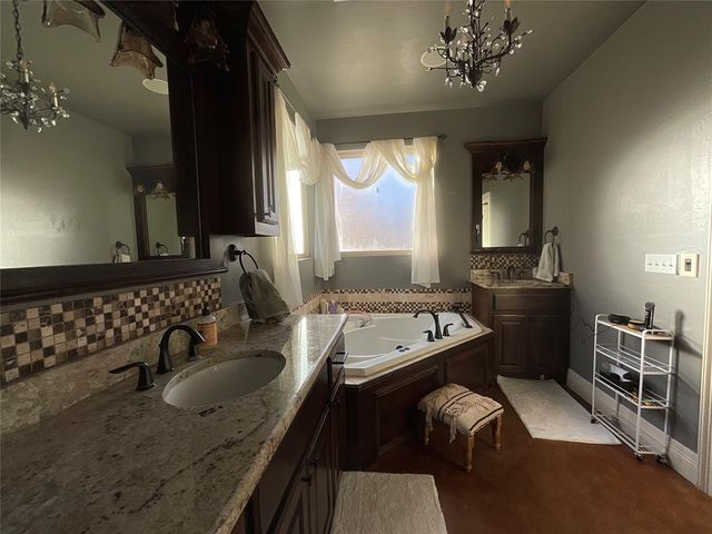 5524 State Highway 34C 25 & 26, Woodward, OK 73801