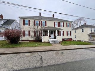 5 Hamilton St 1, Plymouth, MA 02360