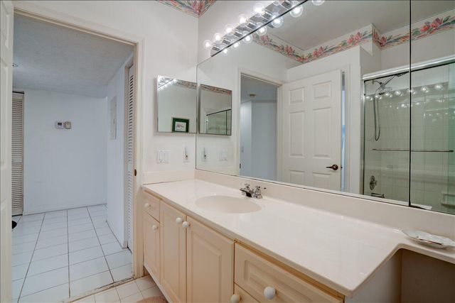 10256 Andover Coach Circle G1, Lake Worth, FL 33449