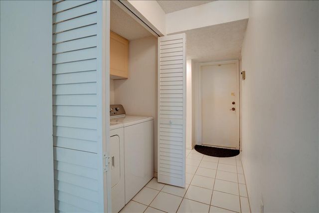 10256 Andover Coach Circle G1, Lake Worth, FL 33449