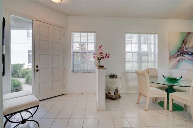 10256 Andover Coach Circle G1, Lake Worth, FL 33449