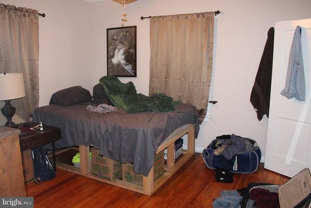 320 UNIVERSITY BLVD, Glassboro, NJ 08028