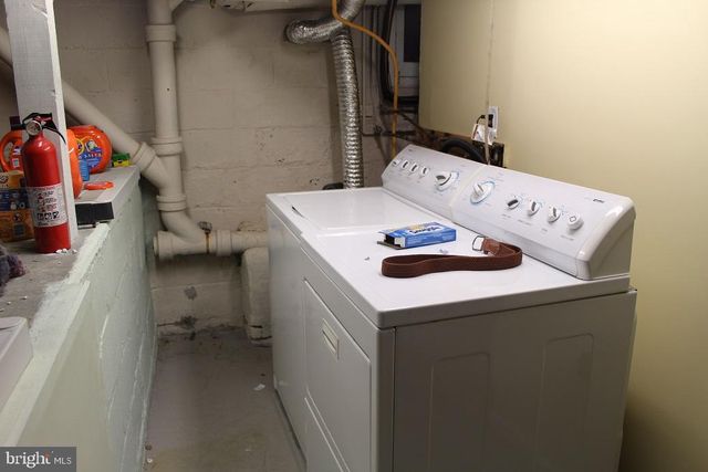 320 UNIVERSITY BLVD, Glassboro, NJ 08028