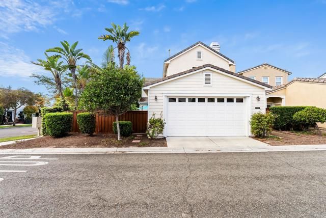 6266 Village Green Dr, Carlsbad, CA 92009