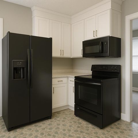 1011 Roundabout RD, Martinsville, VA 24112