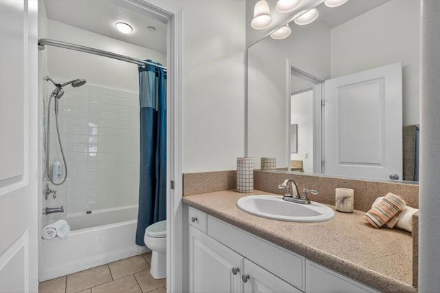 17107 Albert Ave, San Diego, CA 92127
