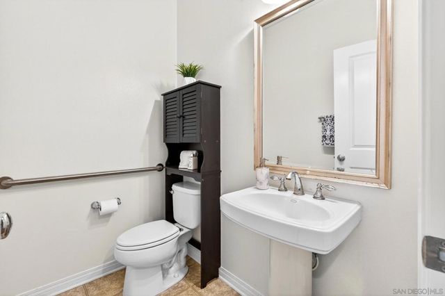 17107 Albert Ave, San Diego, CA 92127