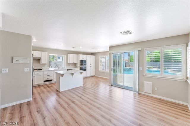 9360 Buckhaven Drive, Las Vegas, NV 89117