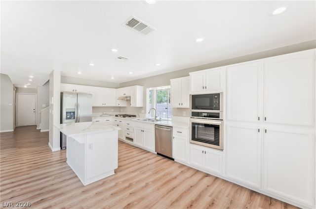 9360 Buckhaven Drive, Las Vegas, NV 89117