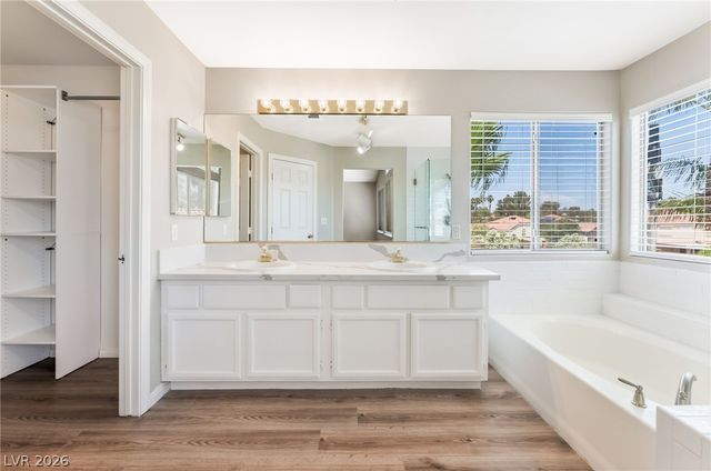 9360 Buckhaven Drive, Las Vegas, NV 89117