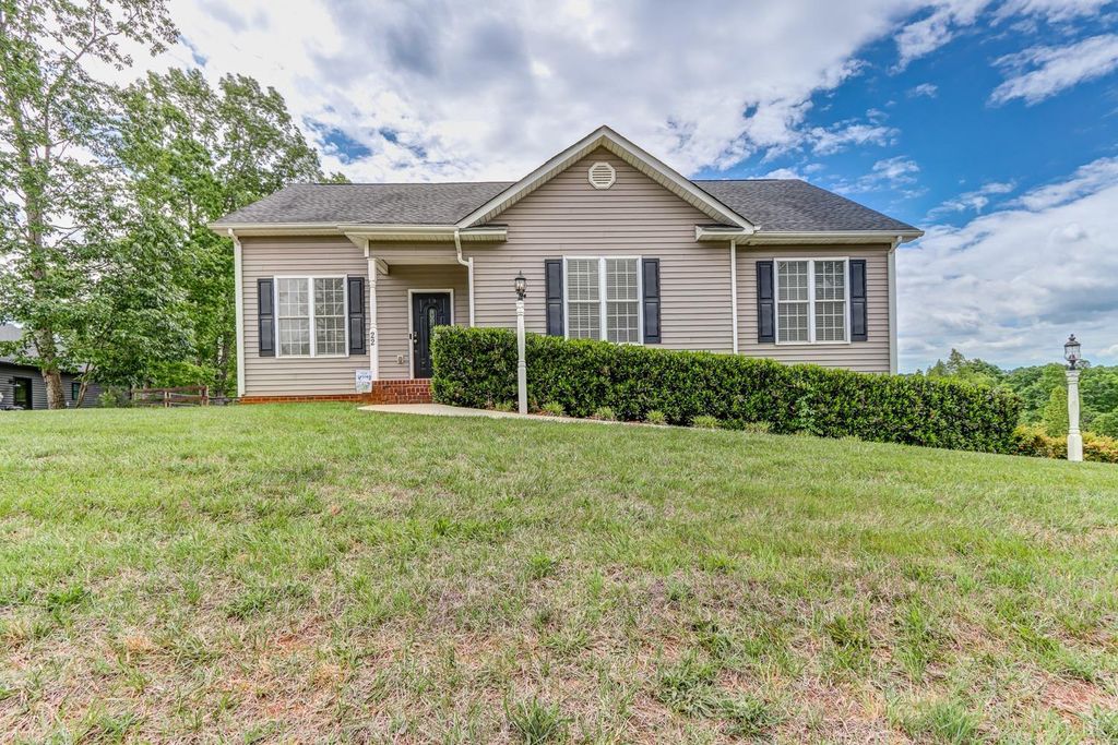 22 Semmes Court, Rustburg, VA 24588