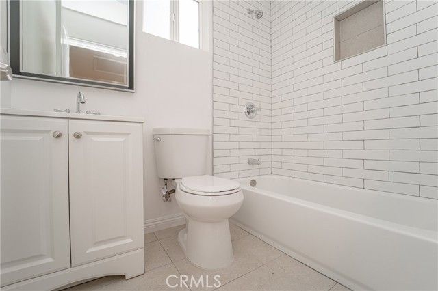 11420 Clovis Avenue, Los Angeles, CA 90059