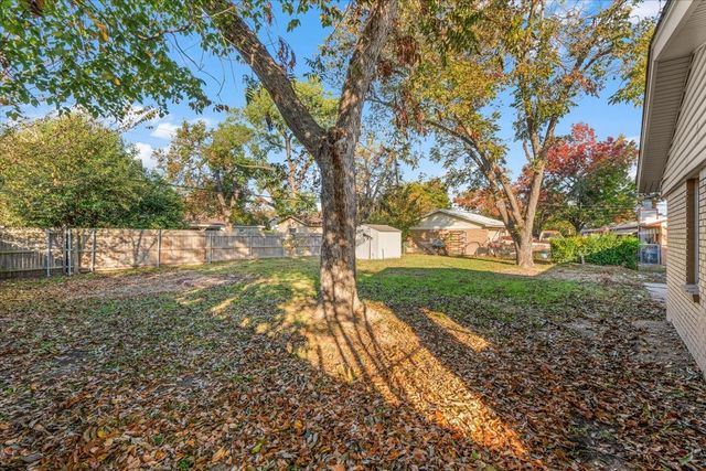 1204 John Reagan Street, Benbrook, TX 76126