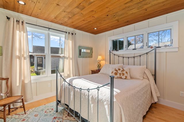 20 Keelers Bay Road, South Hero, VT 05486