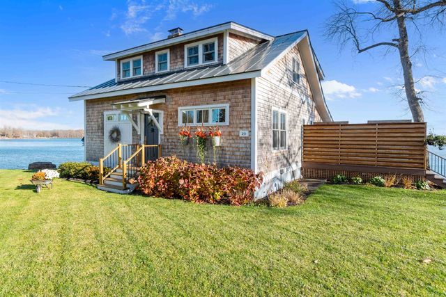 20 Keelers Bay Road, South Hero, VT 05486