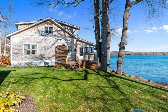 20 Keelers Bay Road, South Hero, VT 05486