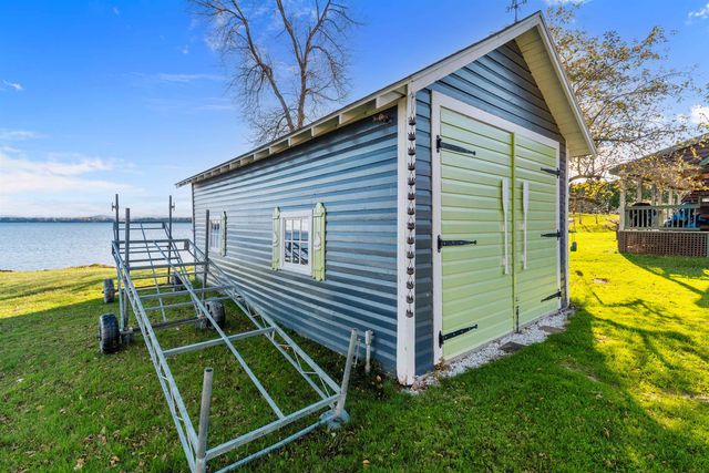 20 Keelers Bay Road, South Hero, VT 05486