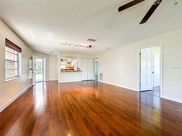 4523 W INDEPENDENCE DRIVE, Bradenton, FL 34210