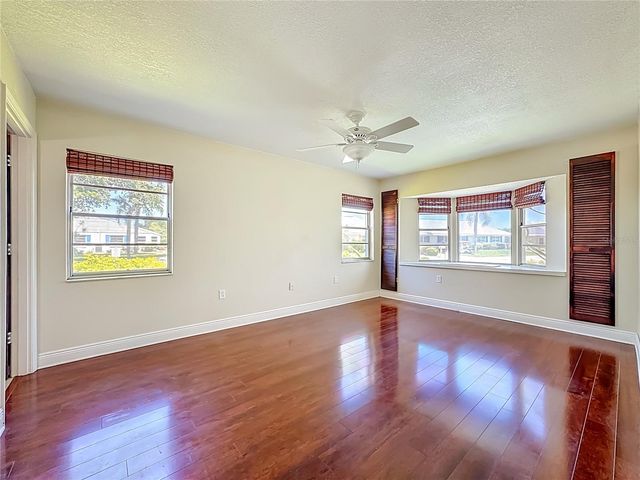 4523 W INDEPENDENCE DRIVE, Bradenton, FL 34210