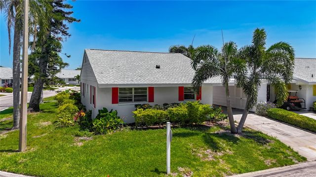 4523 W INDEPENDENCE DRIVE, Bradenton, FL 34210