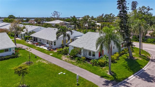 4523 W INDEPENDENCE DRIVE, Bradenton, FL 34210