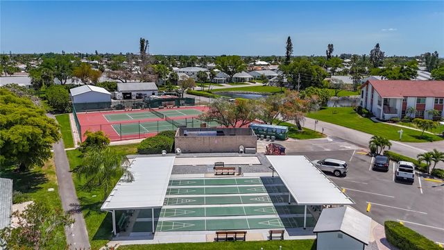 4523 W INDEPENDENCE DRIVE, Bradenton, FL 34210