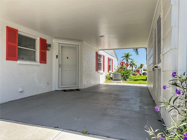 4523 W INDEPENDENCE DRIVE, Bradenton, FL 34210