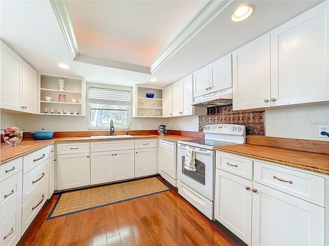 4523 W INDEPENDENCE DRIVE, Bradenton, FL 34210
