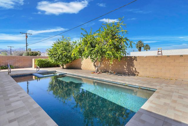 73390 Guadalupe Avenue, Palm Desert, CA 92260